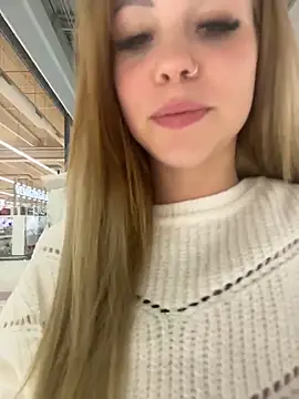 KittyMissyX live sex cam