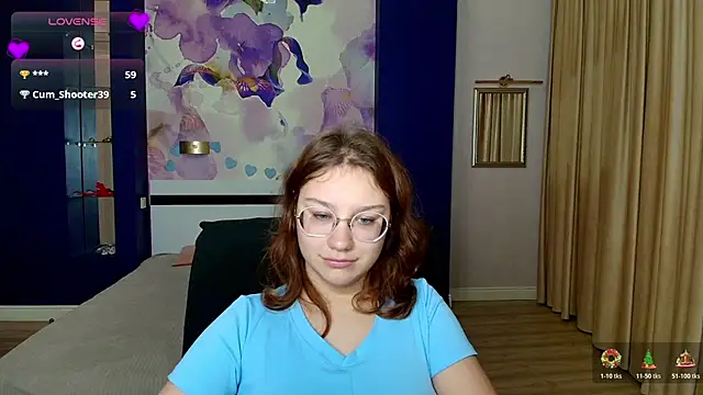 AngelinaLow live sex cam