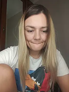 KrissSexi live sex cam