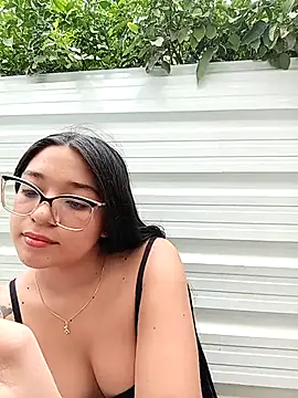 -VICKKY live sex cam