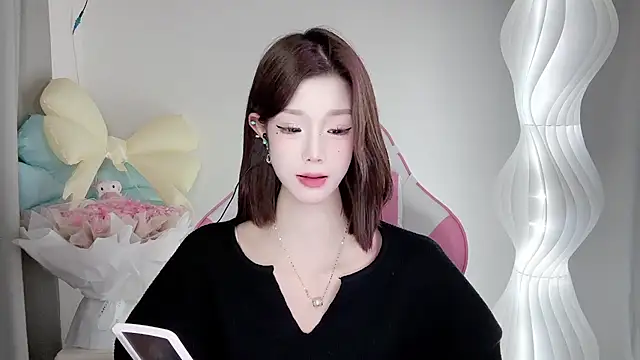 only1guo live sex cam