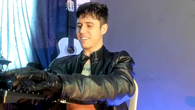 Antonello_Vannucci live sex cam