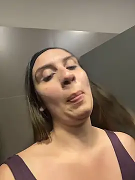 sarah_honey__ live sex cam