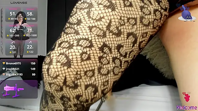 hazel_milf live sex cam