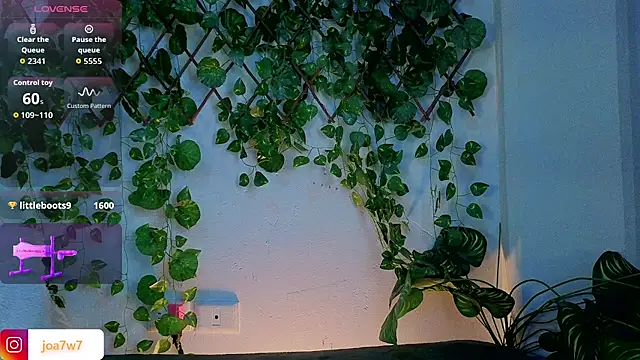 Levii_Ackermann live sex cam