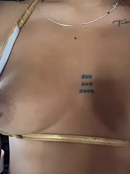 MystiqueXXX live sex cam