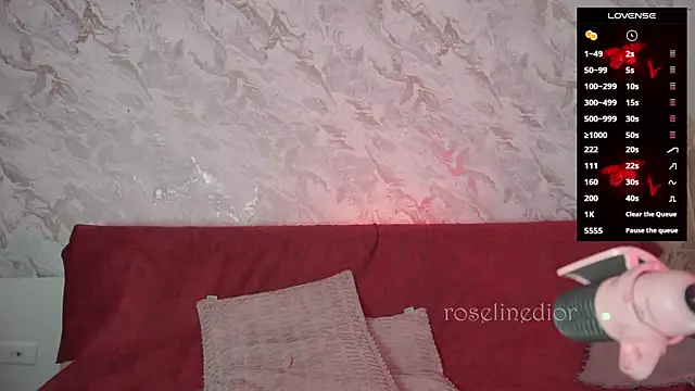 roselinedior live sex cam