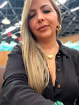 _Abril-Office1 live sex cam