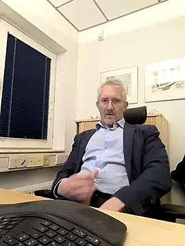 tom-swede live sex cam