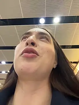 Holly_Play live sex cam