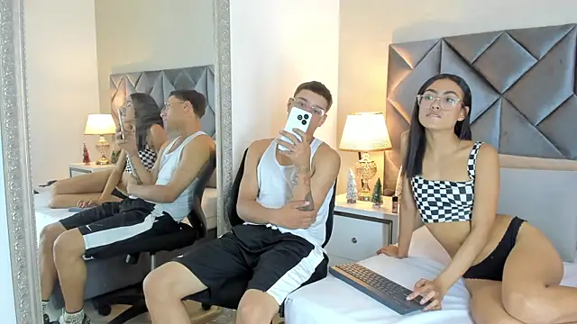 Buda_and_Cataleya_ live sex cam