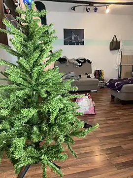 Miiaaa- live sex cam