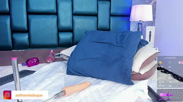 AnthonelaDuque live sex cam