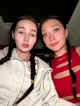 SnappyHappy live sex cam