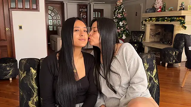 2SummerLove1 live sex cam