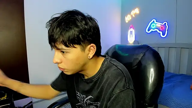 StiwenTwink live sex cam