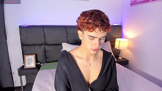 Aiiden_15 live sex cam