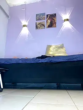 LunaGil1 live sex cam