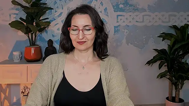 UnaTerra live sex cam