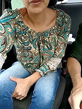 Mia_and_Braian live sex cam