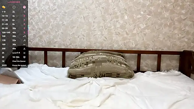 DreamyOlivia live sex cam