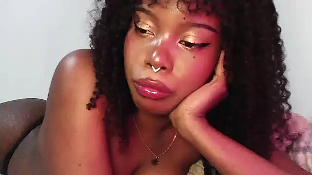 SparklingSoleil live sex cam