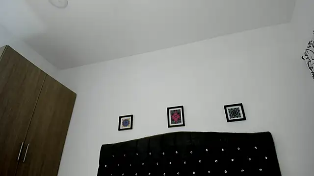 michellmorgans live sex cam