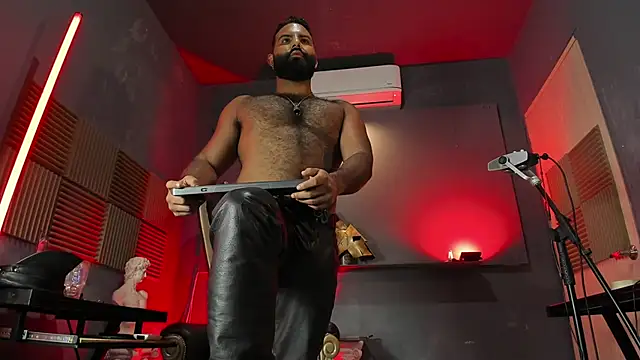 BeardAndrew live sex cam