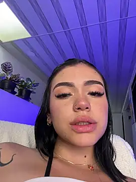VioletEvanzz live sex cam