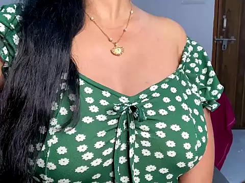 Aishwarya_05 live sex cam