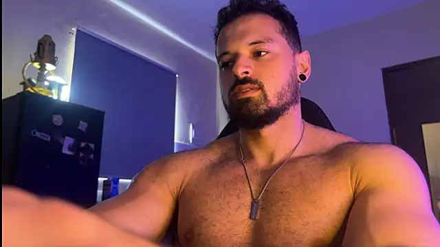 Lucasfit24 live sex cam
