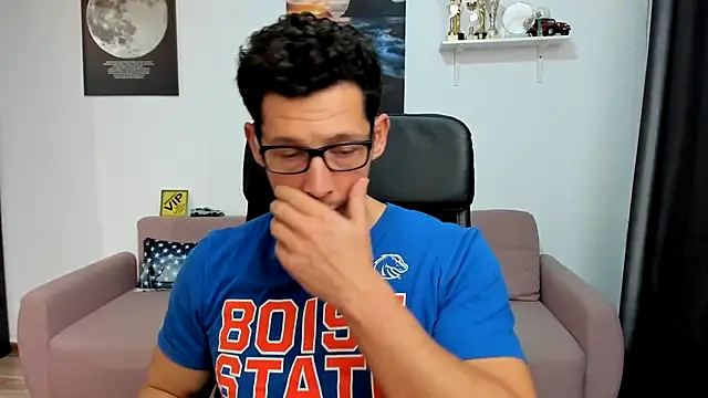 BrutusK08 live sex cam