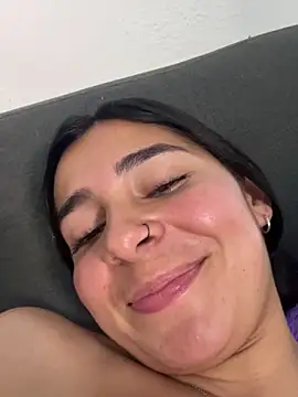 Meganmilk1 live sex cam