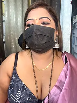 GEET-LOVE live sex cam