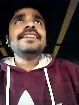 puneriboy32 live sex cam