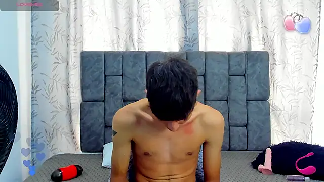 Maikol_Ortiz live sex cam