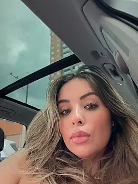 Alirawrz live sex cam