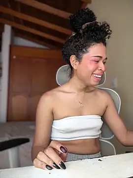 GabriSaenz live sex cam