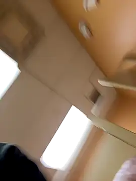 VixenCapri live sex cam