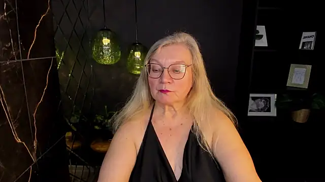 NataliMellow live sex cam