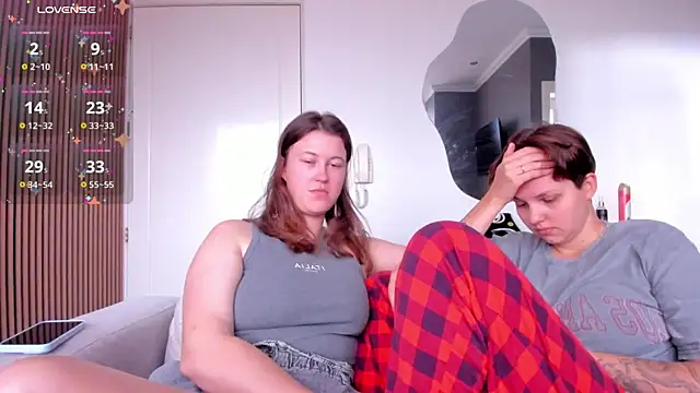 Tenderly_Couple live sex cam