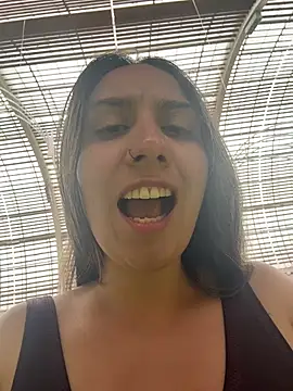 sarah_honey__ live sex cam