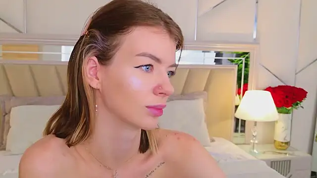 MeganMour live sex cam