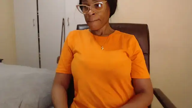 Creamyass22 live sex cam