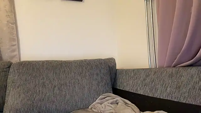 cumwithmee3 live sex cam