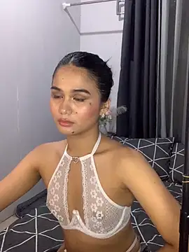 AngelHille live sex cam