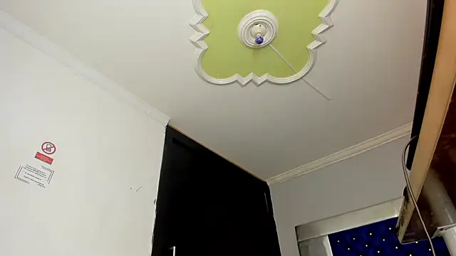 Lanna_big33 live sex cam