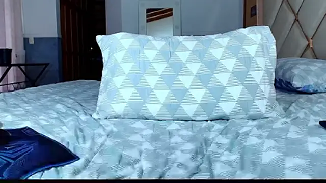 FuckcmycockLove live sex cam