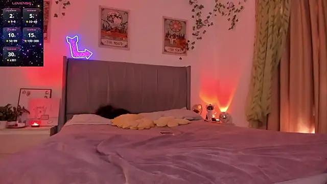 Whitekitty-exe live sex cam