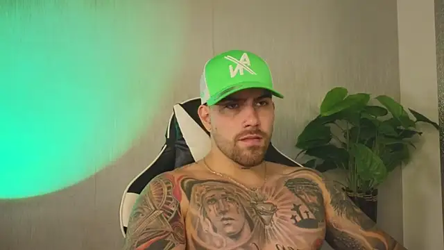 Ades_Lowe live sex cam